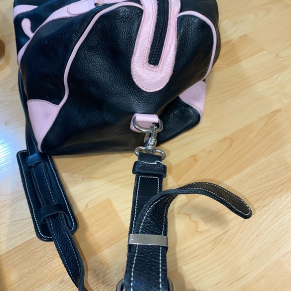 EUC Authentic Roots Monogramed Duffel Bag Circa 90’s? - Picture 5 of 12